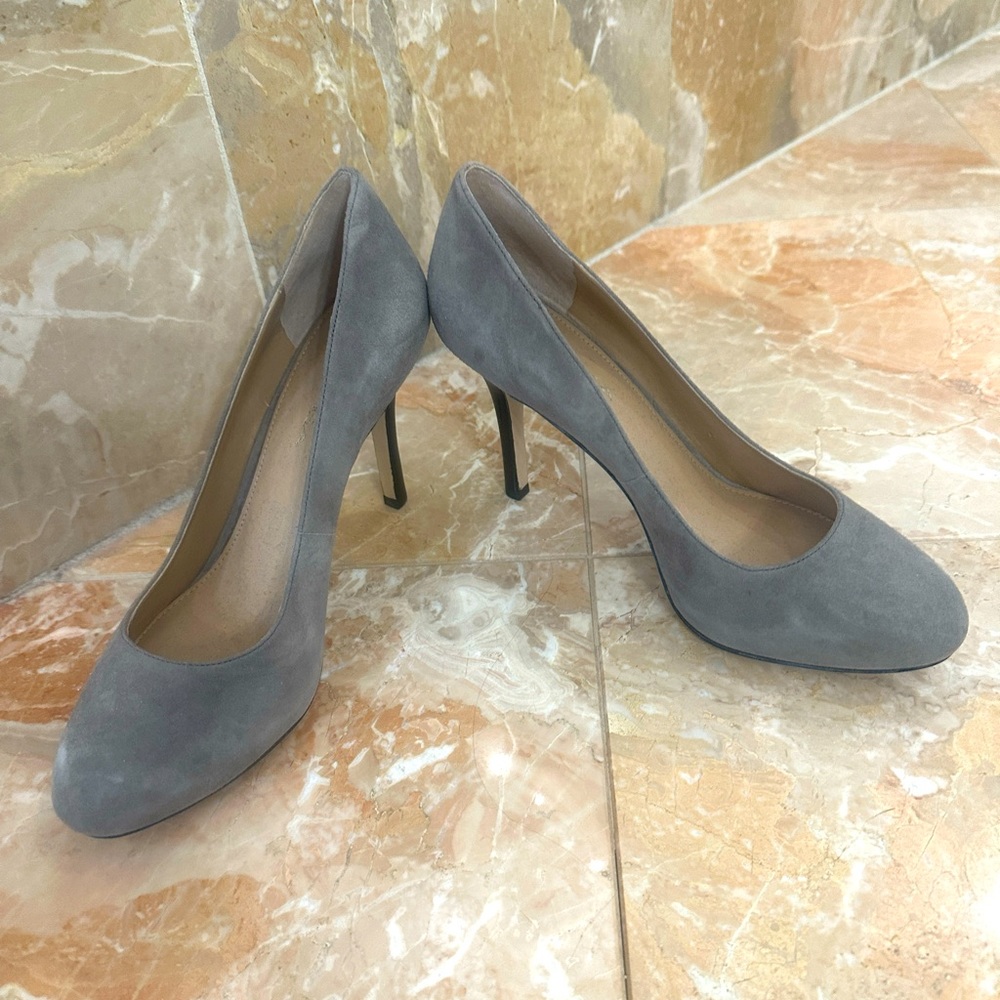 Brand new Via Spiga Jill Granite heels